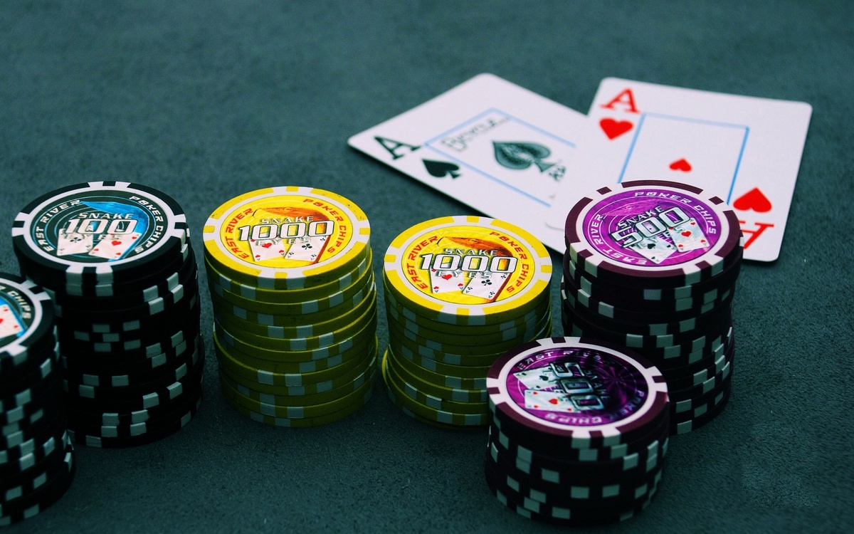 Win Diggers Casino کھلاڑیوں کے لیے لائیو کیسینو سیکشن